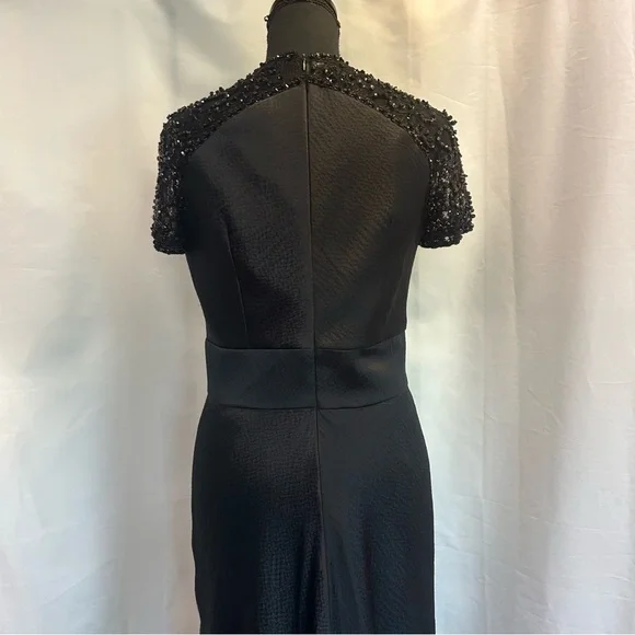 Badgley Mischka black beaded lace short sleeve silk formal evening gown 8 NWOT - Picture 8 of 17